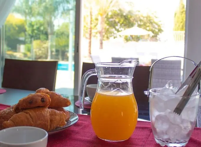 Artemis Villa Larnaca